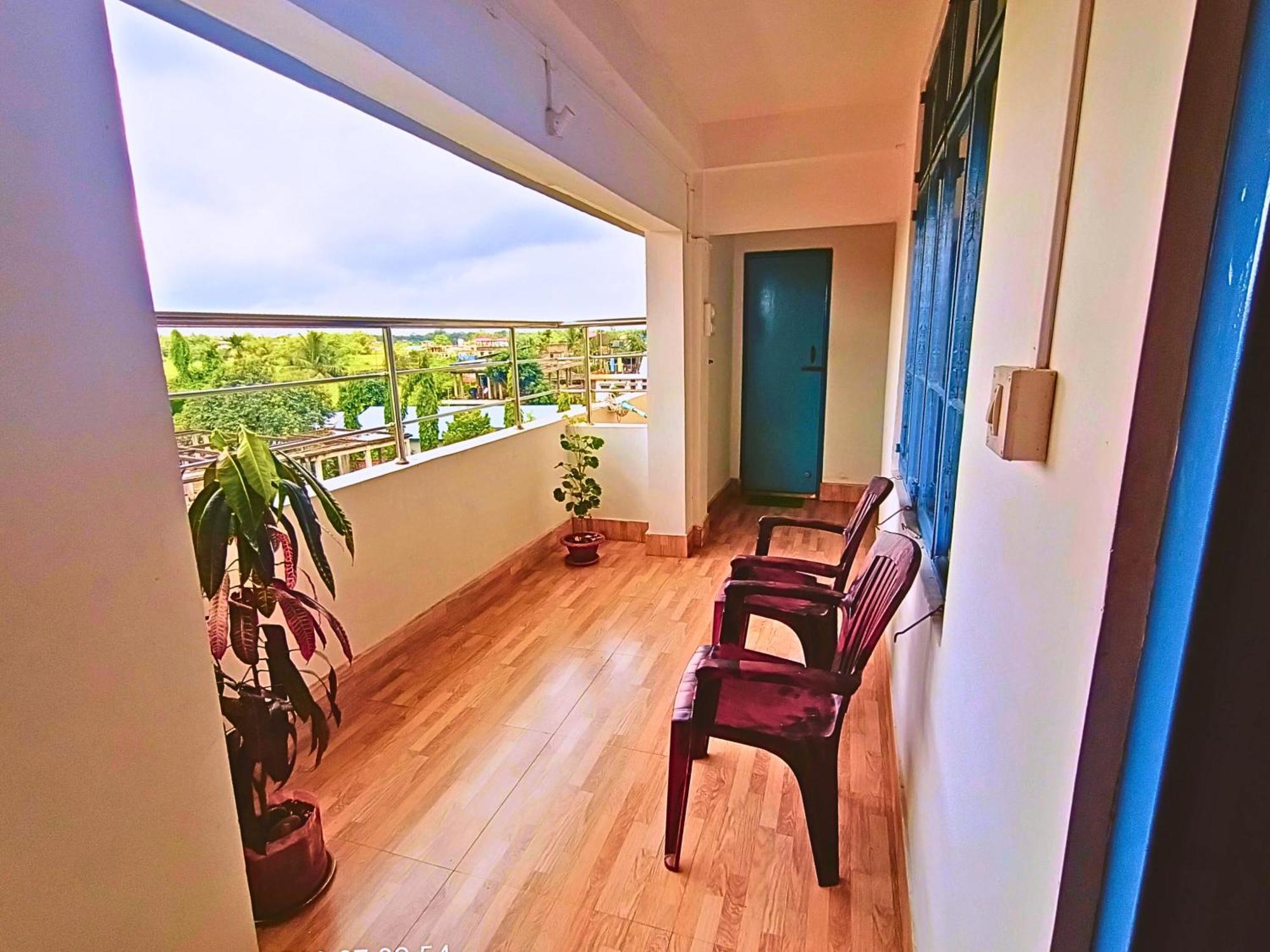 Taj Residency Holiday Homestay -Entire 1Bhk & 2Bhk Private Apartments -Call 767Ooo54Oo Jorhat Ngoại thất bức ảnh